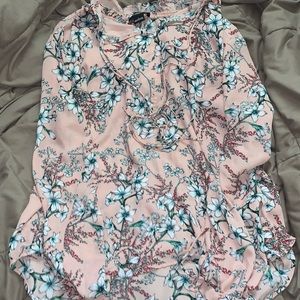 Very cute Liz Claiborne blouse
